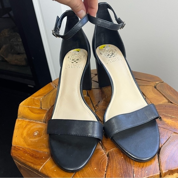 Vince Camuto Women's Sz 9 Monessa Black Leather Block Heels - Picture 12 of 14